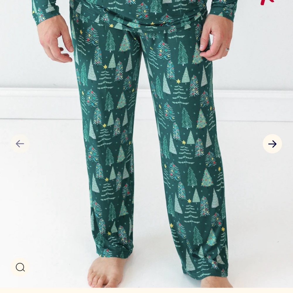 SOLD on Crosspost!! Little Sleepies NWT Men’s Bottoms Twinkling Trees XL - Picture 1 of 2